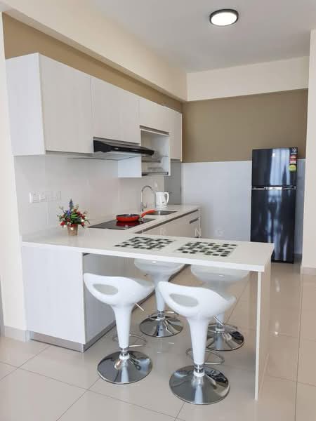 Kondominium untuk Dijual di Tropicana Bay Residences - Aster Ng - Kitchen - PropertyGuru.com.my