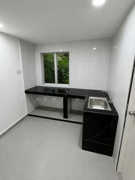 2-storey Terraced House for Sale in Bandar Seri Alam (Masai) - Reny Hee - Kitchen - PropertyGuru.com.my