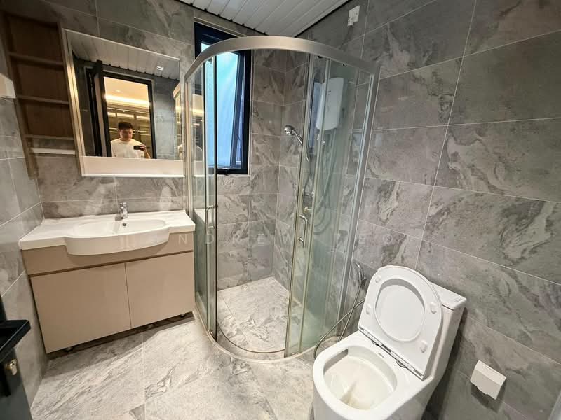 Twin Villa for Sale in Forest City (Gelang Patah) - Andrew Teo - Bathroom - PropertyGuru.com.my