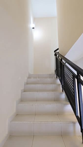 Rumah Teres 2 Tingkat untuk Dijual di Taman Setia Indah (Tebrau) - Karl Lim - Interior - PropertyGuru.com.my