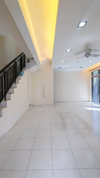 Rumah Teres 2 Tingkat untuk Dijual di Taman Setia Indah (Tebrau) - Karl Lim - Living Room - PropertyGuru.com.my