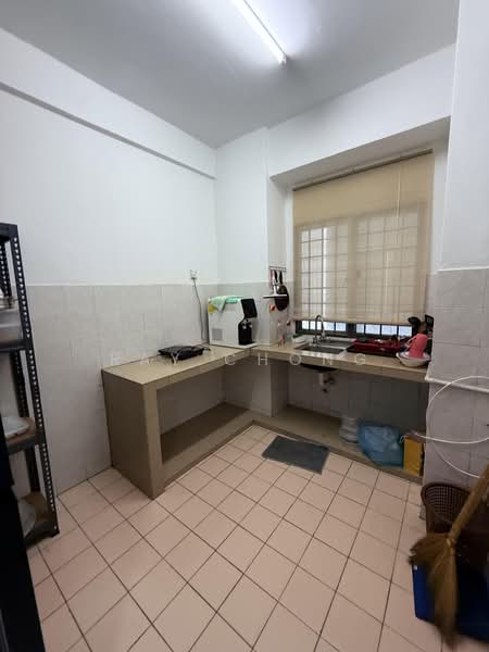 Condominium for Rent at Ridzuan Condominium - Ray Chong - Kitchen - PropertyGuru.com.my