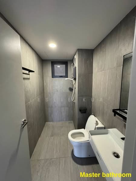 Servis Apartment untuk Disewa di Savvy @ Riana Dutamas - Leslie Kua - Bathroom - PropertyGuru.com.my