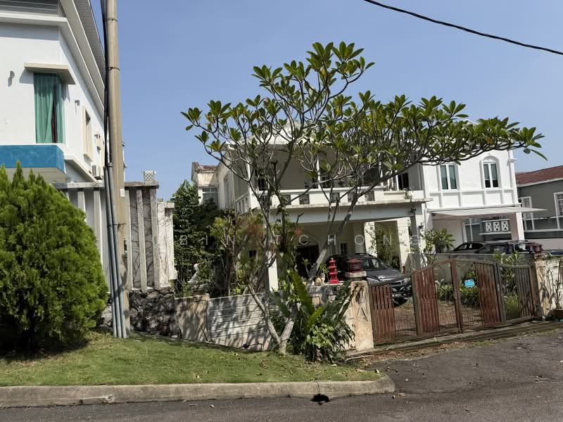 Rumah Berkembar untuk Dijual di Ampang (Selangor) - Robin Tchong - Exterior - PropertyGuru.com.my