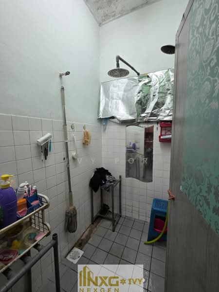 1-storey Terraced House for Sale in Kapar (Selangor) - Ivy Por - Bathroom - PropertyGuru.com.my