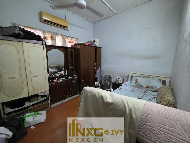 1-storey Terraced House for Sale in Kapar (Selangor) - Ivy Por - Bedroom - PropertyGuru.com.my