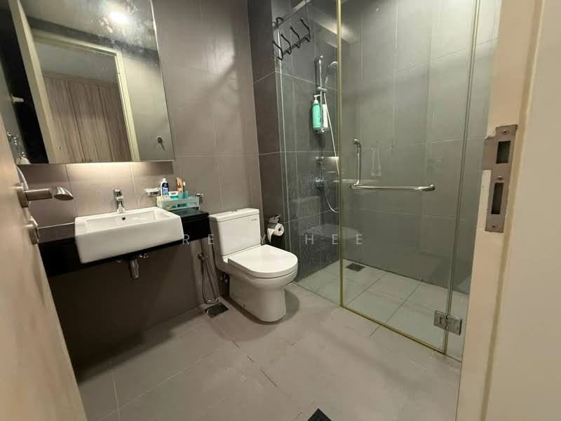 Servis Apartment untuk Dijual di Imperia - Reny Hee - Bathroom - PropertyGuru.com.my