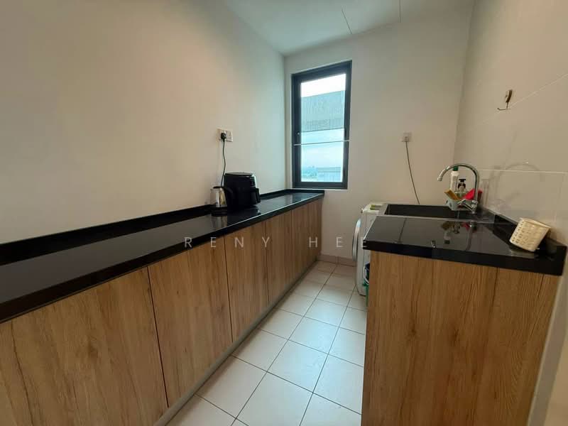 Servis Apartment untuk Dijual di Imperia - Reny Hee - Kitchen - PropertyGuru.com.my