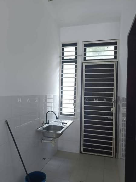 Rumah Teres 2 Tingkat untuk Disewa di Alam Impian (Shah Alam) - Hazeman Omar - Kitchen - PropertyGuru.com.my
