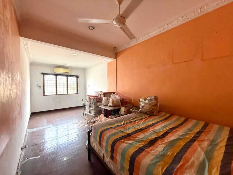 2-storey Terraced House for Sale in Usj 2 (Subang Jaya) - Kenix Lee - Bedroom - PropertyGuru.com.my