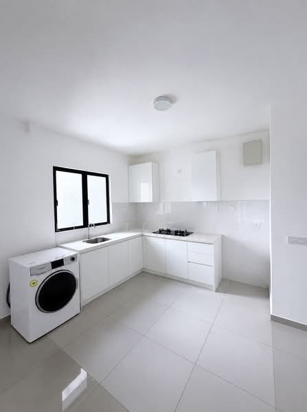 Servis Apartment untuk Dijual di Huni @ Eco Ardence - Allister Seow - Kitchen - PropertyGuru.com.my