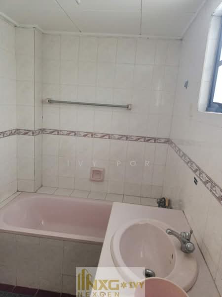 Condominium for Sale at D'Haven Condominium - Ivy Por - Bathroom - PropertyGuru.com.my