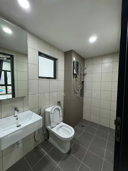 Service Residence for Rent at D'Quince Residences - Shawn Loh - Bathroom - PropertyGuru.com.my
