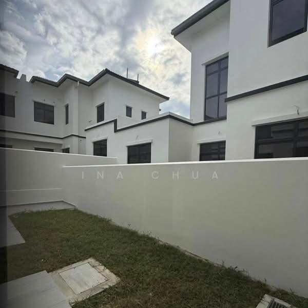 Cluster House for Sale in Taman Iskandar (Johor Bahru) - Ina Chua - PropertyGuru.com.my