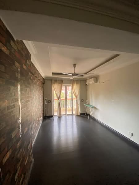 Pangsapuri untuk Disewa di Pangsapuri Sri Cempaka - DILLA YUSOFF - Living Room - PropertyGuru.com.my