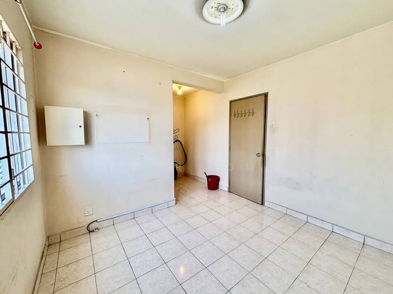 Pangsapuri untuk Dijual di Pangsapuri Jati Selatan - Syakir Adman - PropertyGuru.com.my