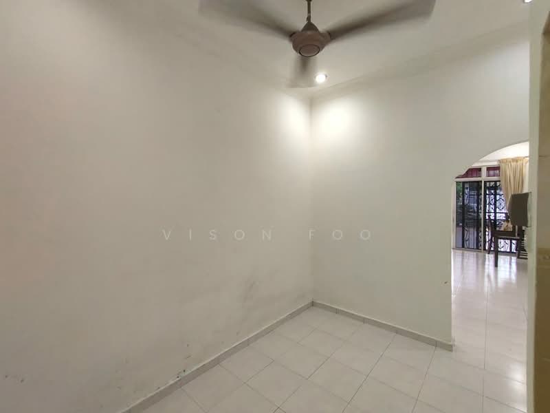 Rumah Teres 1-Tingkat untuk Disewa di Tebrau (Johor) - Vison Foo - Living Room - PropertyGuru.com.my