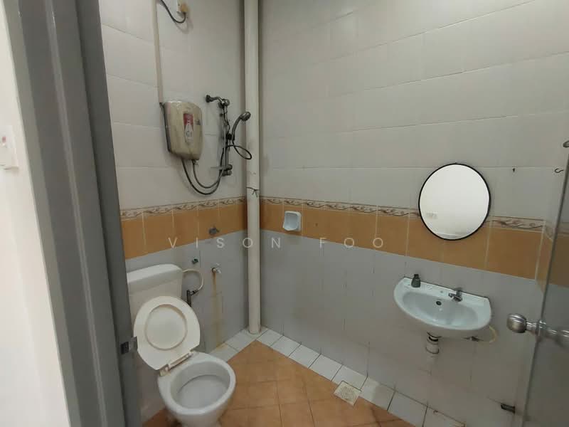 Rumah Teres 1-Tingkat untuk Disewa di Tebrau (Johor) - Vison Foo - Bathroom - PropertyGuru.com.my