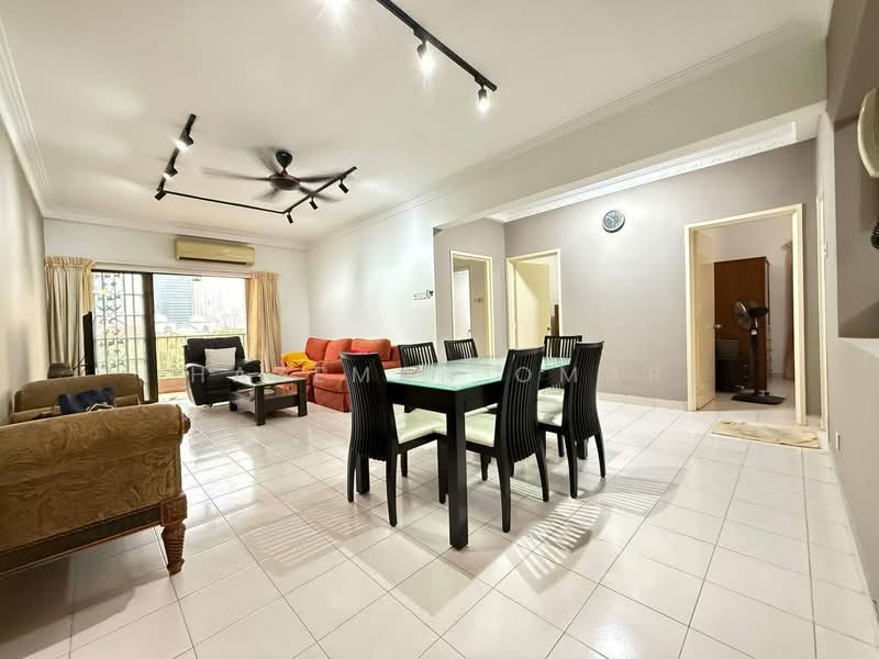 Kondominium untuk Dijual di Sri Putramas - Hazeman Omar - Living Room - PropertyGuru.com.my
