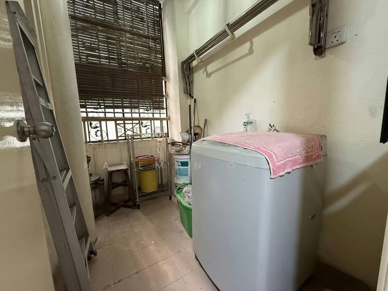 Kondominium untuk Dijual di Sri Putramas - Hazeman Omar - Balcony - PropertyGuru.com.my