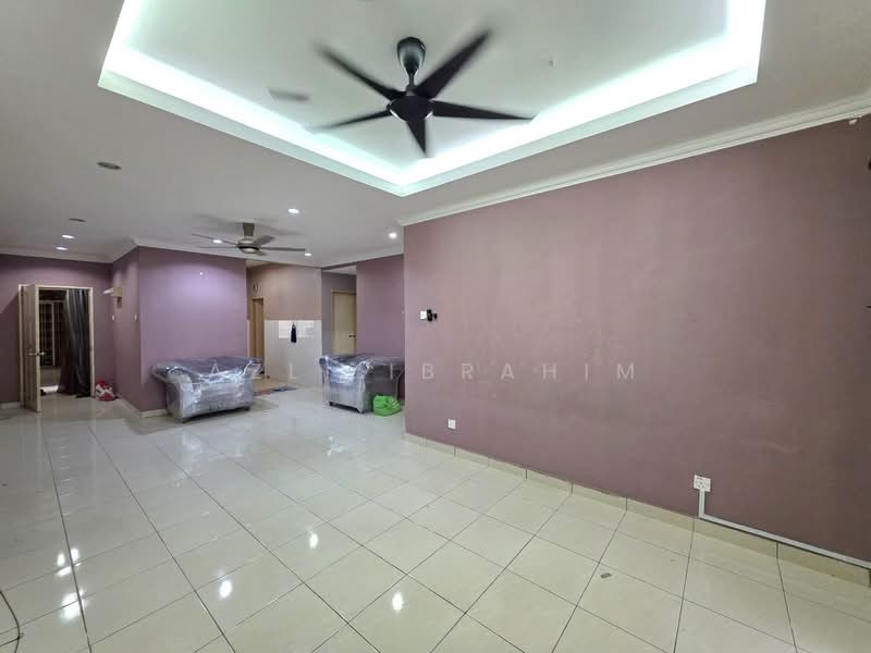 Pangsapuri untuk Dijual di Sri Ixora Apartment - Azli Ibrahim - Living Room - PropertyGuru.com.my