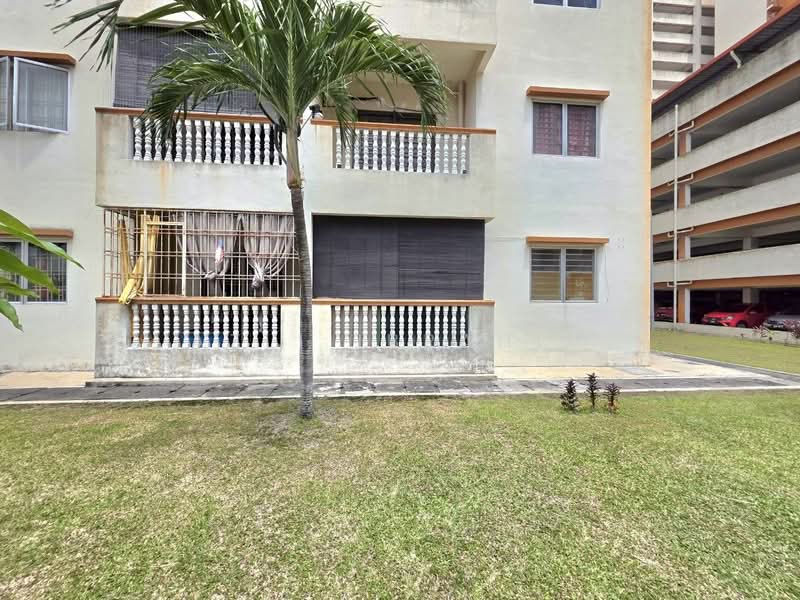 Pangsapuri untuk Dijual di Sri Ixora Apartment - Azli Ibrahim - Exterior - PropertyGuru.com.my