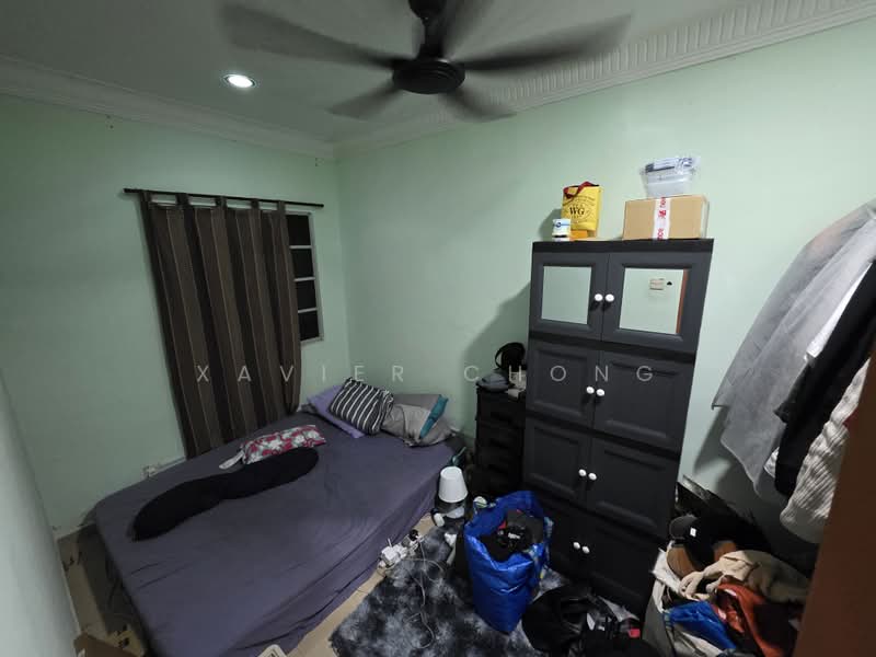 Rumah Teres 2 Tingkat untuk Dijual di Taman Lestari Putra (Seri Kembangan) - Xavier Chong - Bedroom - PropertyGuru.com.my