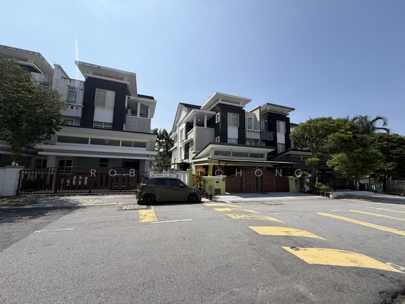 Semi-Detached House for Sale in Ampang Jaya (Ampang) - Robin Tchong - Exterior - PropertyGuru.com.my
