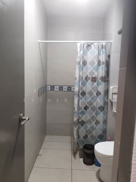 Condominium for Sale at Setia Pinnacle - Esther Neoh - Bathroom - PropertyGuru.com.my