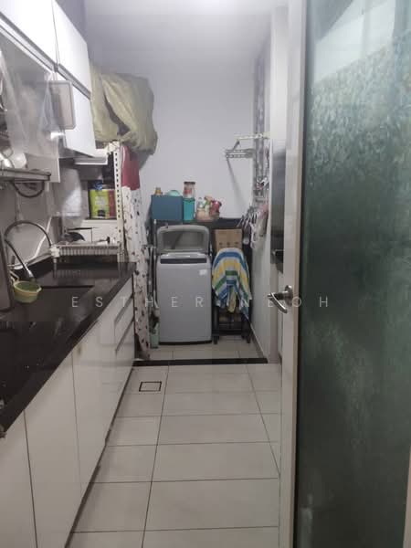 Condominium for Sale at Setia Pinnacle - Esther Neoh - Kitchen - PropertyGuru.com.my