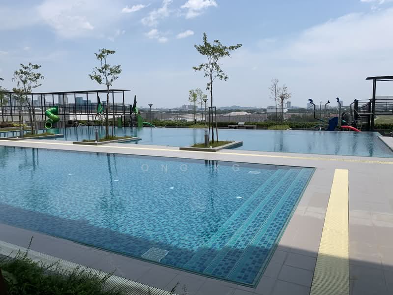 Kondominium untuk Disewa di The Edge Residence - Ong KG - Pool - PropertyGuru.com.my