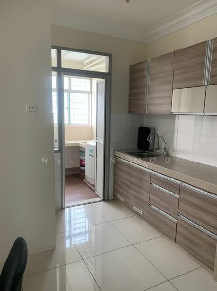 Kondominium untuk Disewa di Platinum Lake PV 20 - Welson Moo - Kitchen - PropertyGuru.com.my