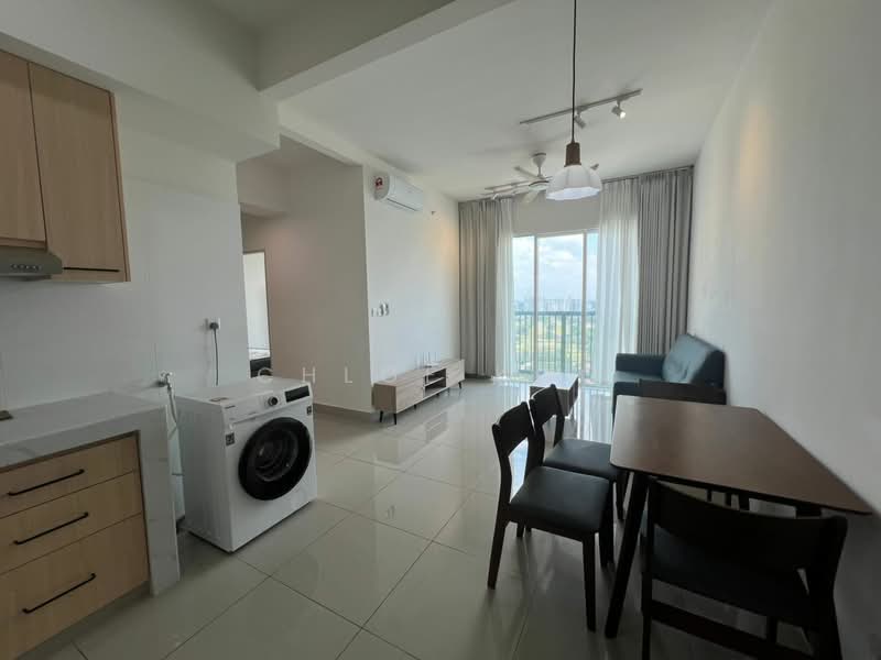 Servis Apartment untuk Disewa di Plaza @ Kelana Jaya - Chloe Koo - Living Room - PropertyGuru.com.my