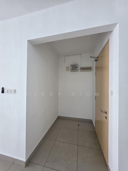 Service Residence for Sale at Platinum Lake PV 21 - Yanny Siow - Entrance - PropertyGuru.com.my