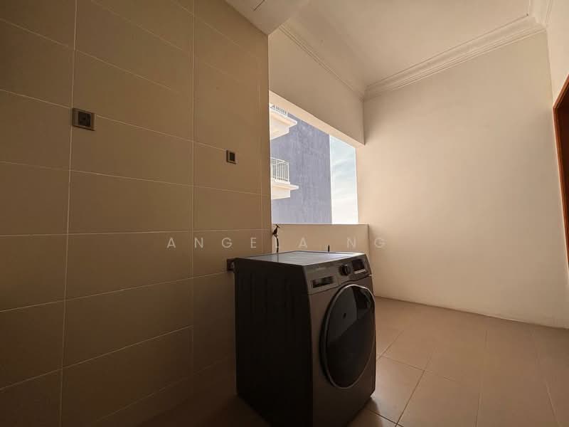 Kondominium untuk Disewa di Summerscape Luxury Condominium - Angela Ng - Balcony - PropertyGuru.com.my