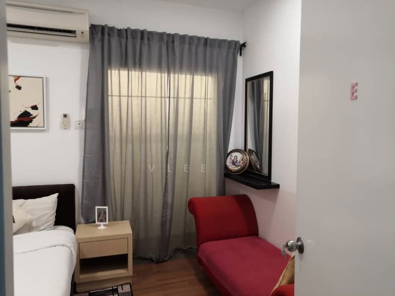 Servis Apartment untuk Disewa di Saville Residence - vLee . - Bedroom - PropertyGuru.com.my