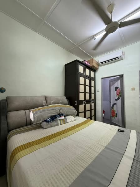 Rumah Teres 1 Tingkat untuk Dijual di Taman Universiti (Skudai) - Bee Bee - PropertyGuru.com.my