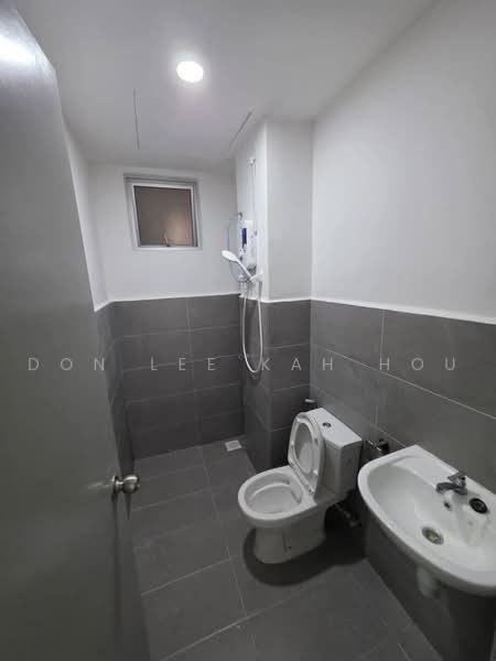 Service Residence for Rent at Prestige Residence - Don Lee Kah Hou - Bathroom - PropertyGuru.com.my