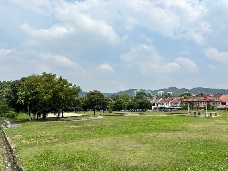 Rumah Teres untuk Dijual di Bandar Kinrara Seksyen 5 (Bandar Kinrara) - Robert Law - Exterior - PropertyGuru.com.my