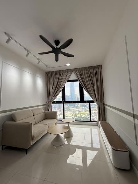 Kondominium untuk Disewa di Skyline KL - Vivian Lai - Living Room - PropertyGuru.com.my