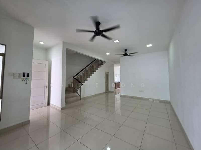 Rumah Teres untuk Dijual di Kulai (Johor) - Cahrie Bong - Living Room - PropertyGuru.com.my