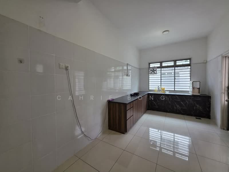 Rumah Teres untuk Dijual di Kulai (Johor) - Cahrie Bong - Kitchen - PropertyGuru.com.my