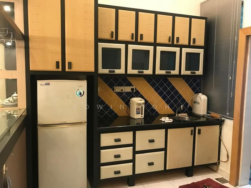 Rumah Teres 1 Tingkat untuk Dijual di Taman Molek (Johor Bahru) - Edwin Toh - Kitchen - PropertyGuru.com.my