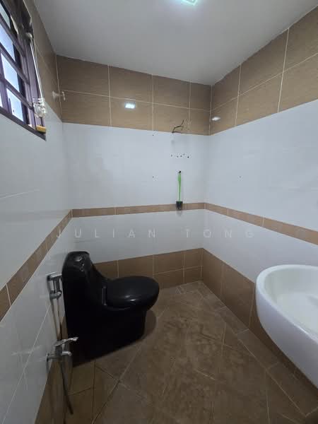 2-storey Terraced House for Sale in Taman Maluri (Cheras) - Julian Tong - Bathroom - PropertyGuru.com.my
