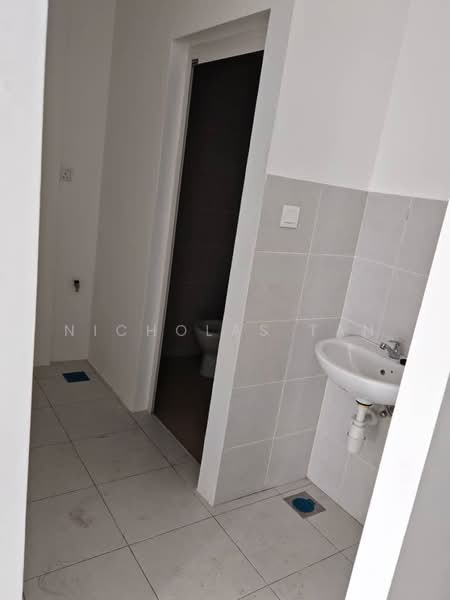 Pangsapuri untuk Dijual di Stutong Tiarra 2 - Nicholas Tan - PropertyGuru.com.my