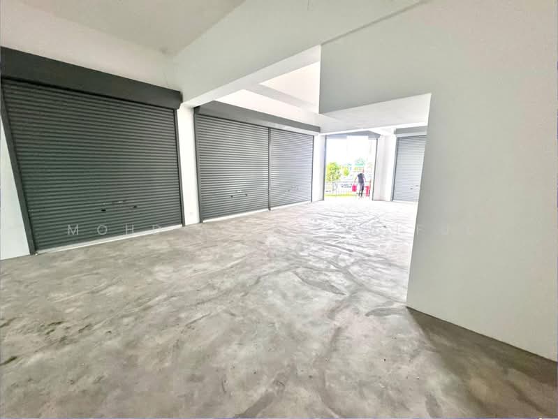 Shop for Rent in Bandar Seri Putra (Bangi) - Mohd Aizat Saiful Bahri - Interior - PropertyGuru.com.my