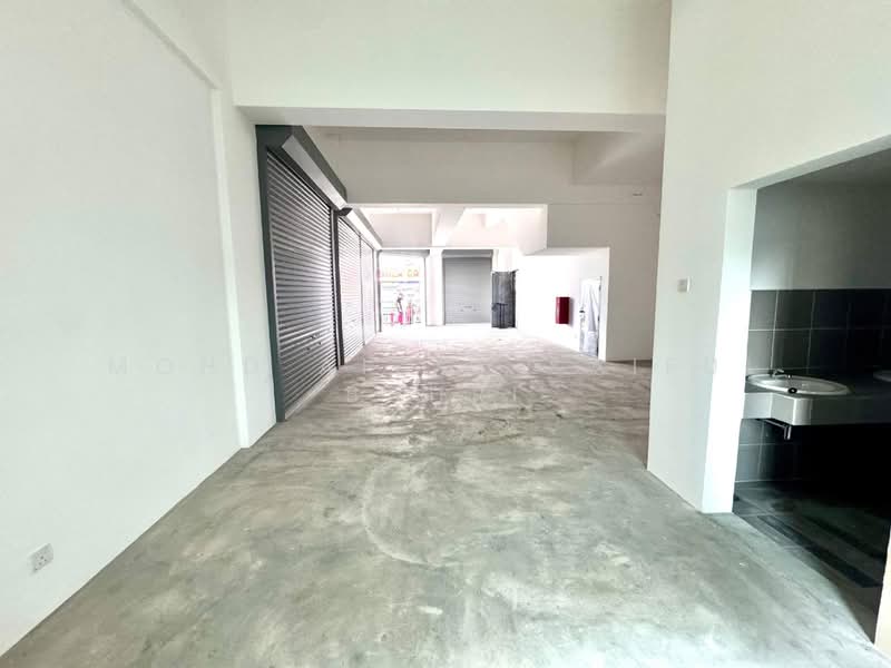 Shop for Rent in Bandar Seri Putra (Bangi) - Mohd Aizat Saiful Bahri - Interior - PropertyGuru.com.my