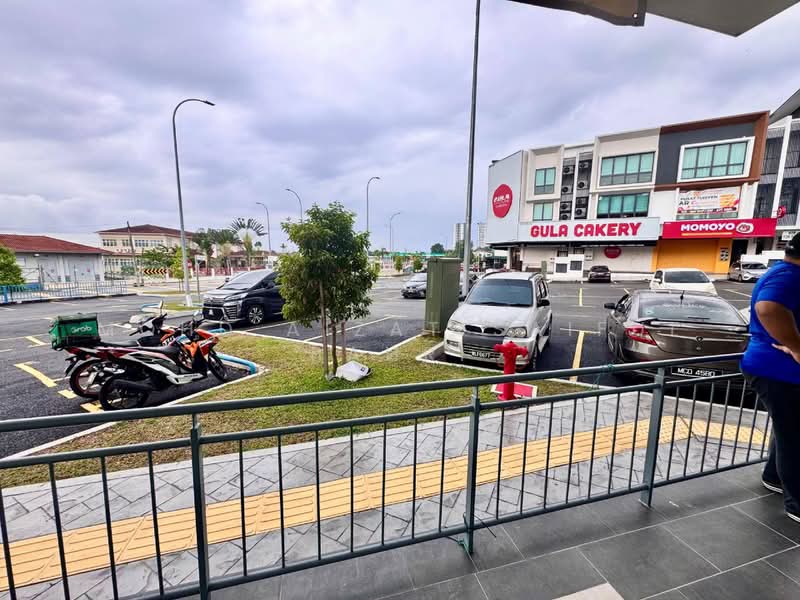 Shop for Rent in Bandar Seri Putra (Bangi) - Mohd Aizat Saiful Bahri - Exterior - PropertyGuru.com.my