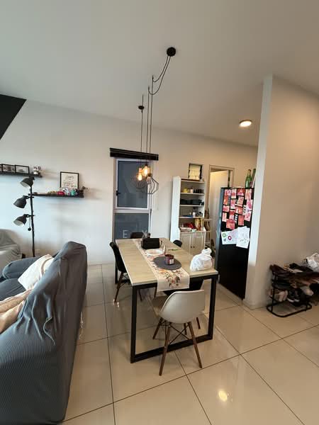 Servis Apartment untuk Dijual di Sunway Geo Residence - Alex Low - Living Room - PropertyGuru.com.my