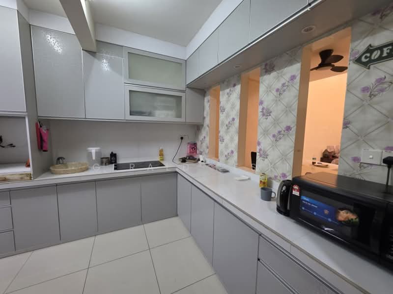 Rumah Teres 3 Tingkat untuk Dijual di Taman Bayu Aman (Butterworth) - Gerald Peski - Kitchen - PropertyGuru.com.my